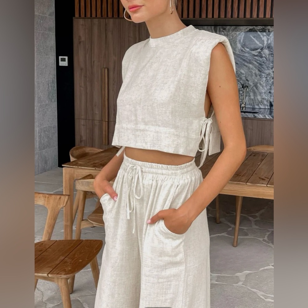 Commense Light Beige Sleeveless Jumpsuit